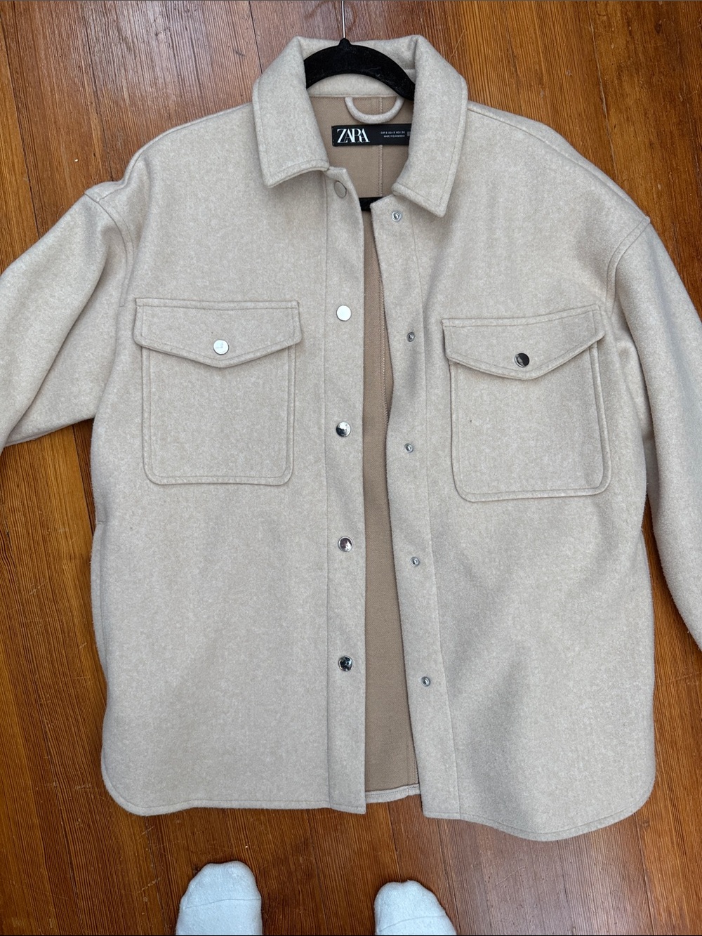 ZARA Cream Beige Button-Front Shacket